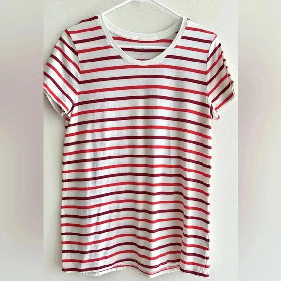 GAP Favorite T-Shirt, Women’s Red Maroon Striped Short Sleeve Shirt, Size Large - Picture 2 of 16